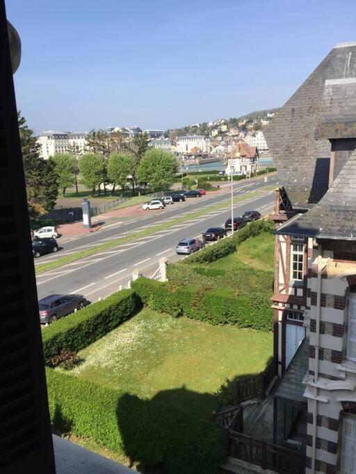 Les Embruns - Plein Ciel - Appartement 3Eme Etage Deauville Exterior foto